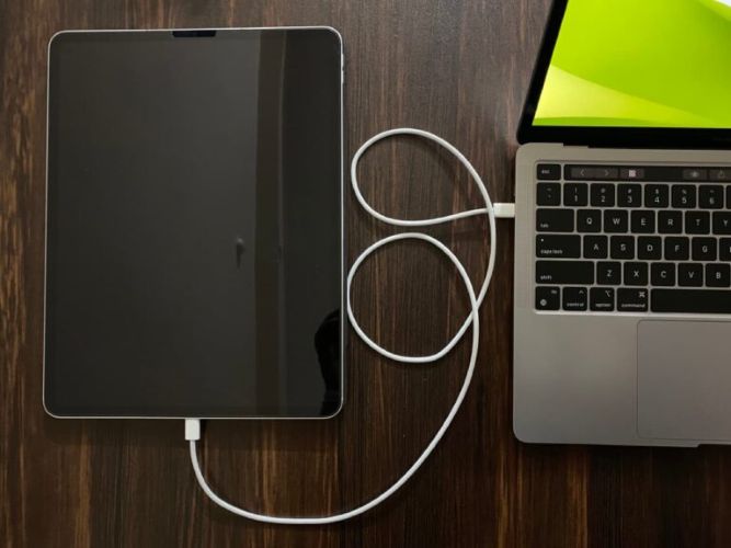 plugged iPhone | Unlock iPhone without iTunes